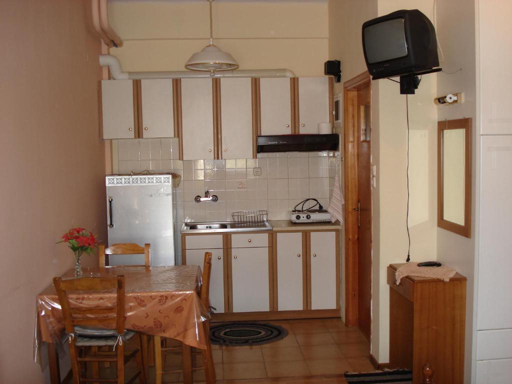 Zephyros Hotel Vitina Bilik gambar