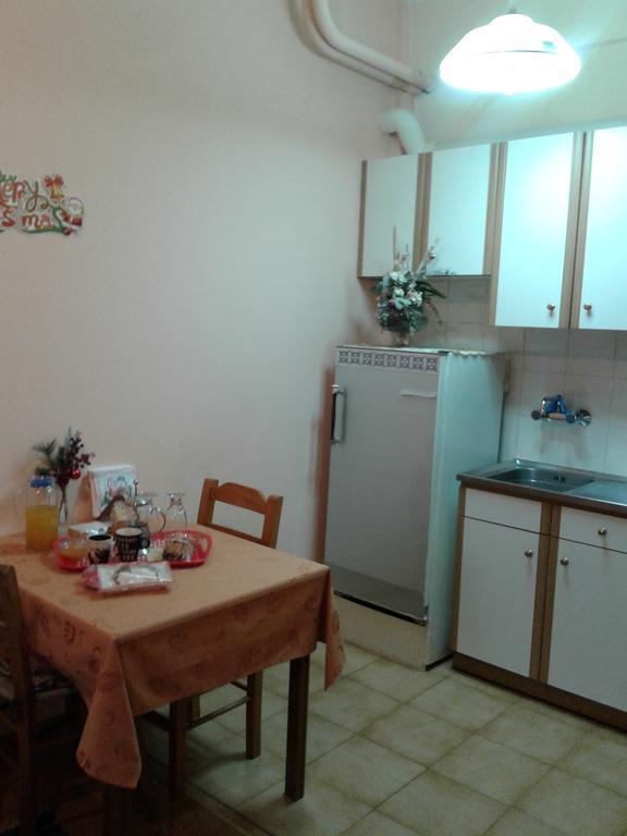 Zephyros Hotel Vitina Luaran gambar